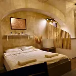 Cozy Nest Apartment