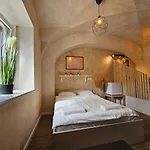 Cozy Nest *