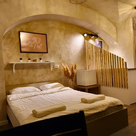 Cozy Nest Апартаменты