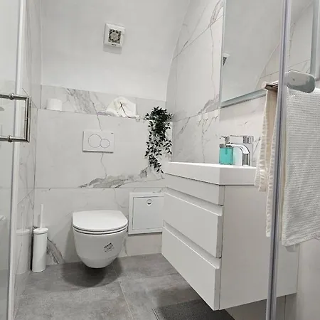 Lägenhet Cozy Nest Ljubljana